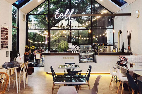 บรรยากาศร้าน Tell Cafe